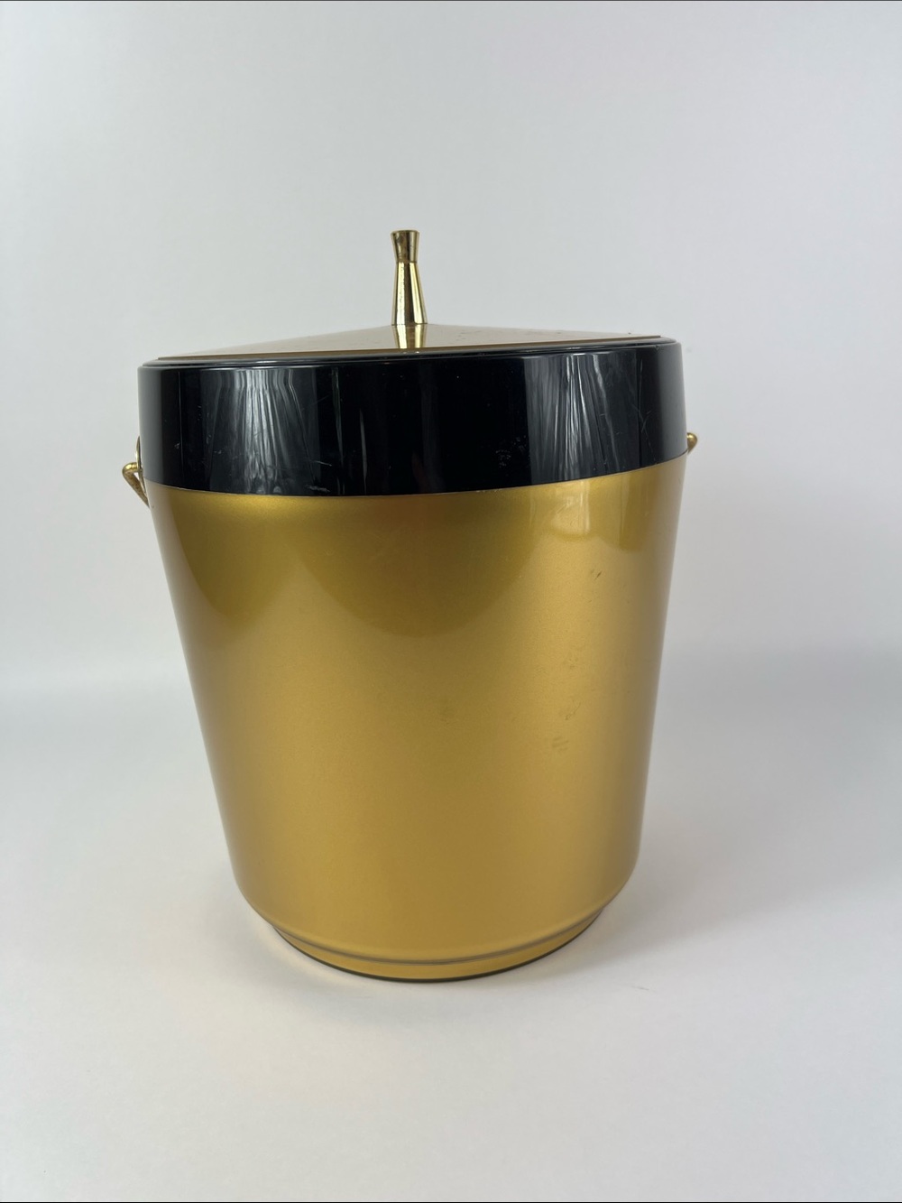 Vintage Westbend Ice Bucket with lid Gold and Black USA